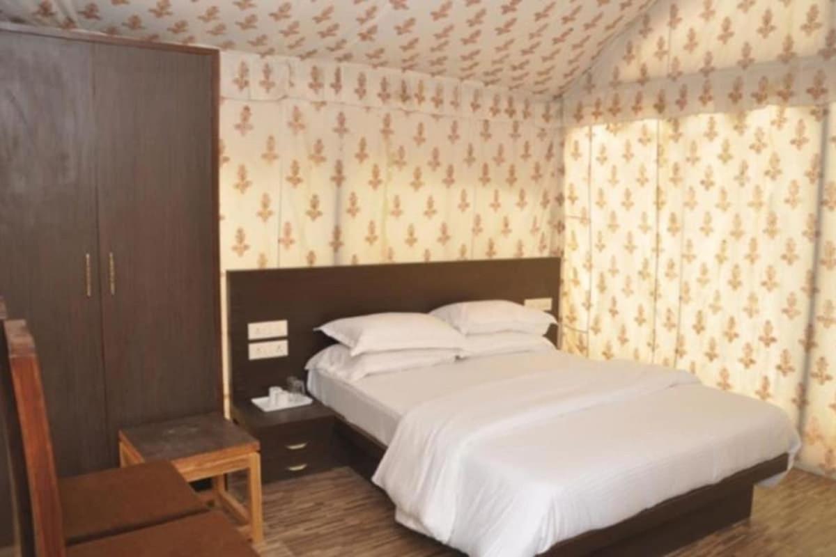 Neelkanth'S Bagar Inn Resort Jhunjhunu Eksteriør billede