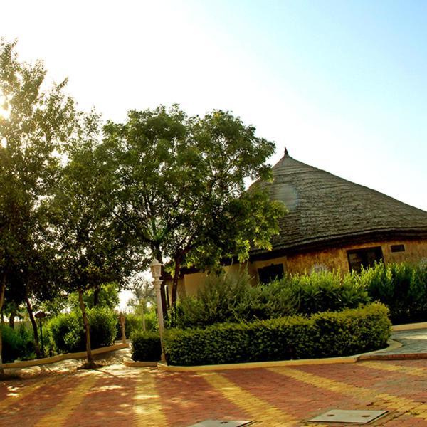 Neelkanth'S Bagar Inn Resort Jhunjhunu Eksteriør billede