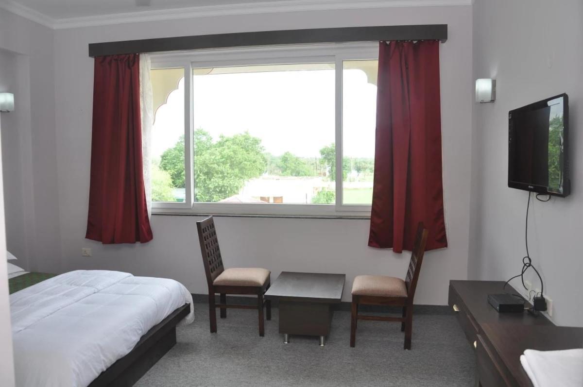 Neelkanth'S Bagar Inn Resort Jhunjhunu Eksteriør billede